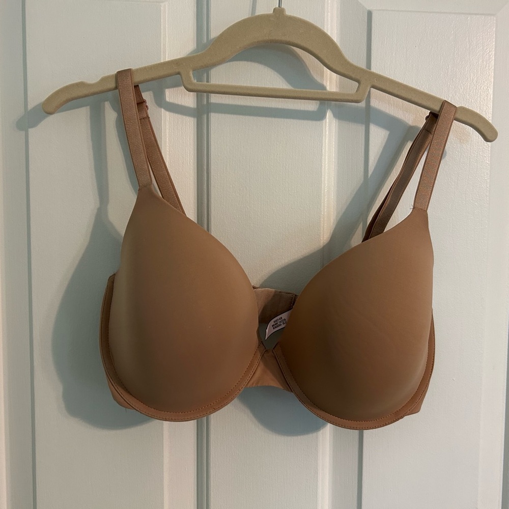 Victoria’s Secret Uplift Semi Demi Bra - Picture 9 of 9